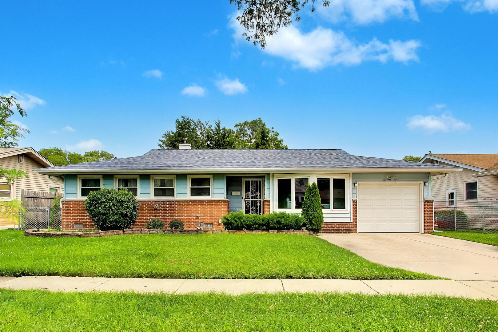 75 Ridgewood Road Property Photo 1