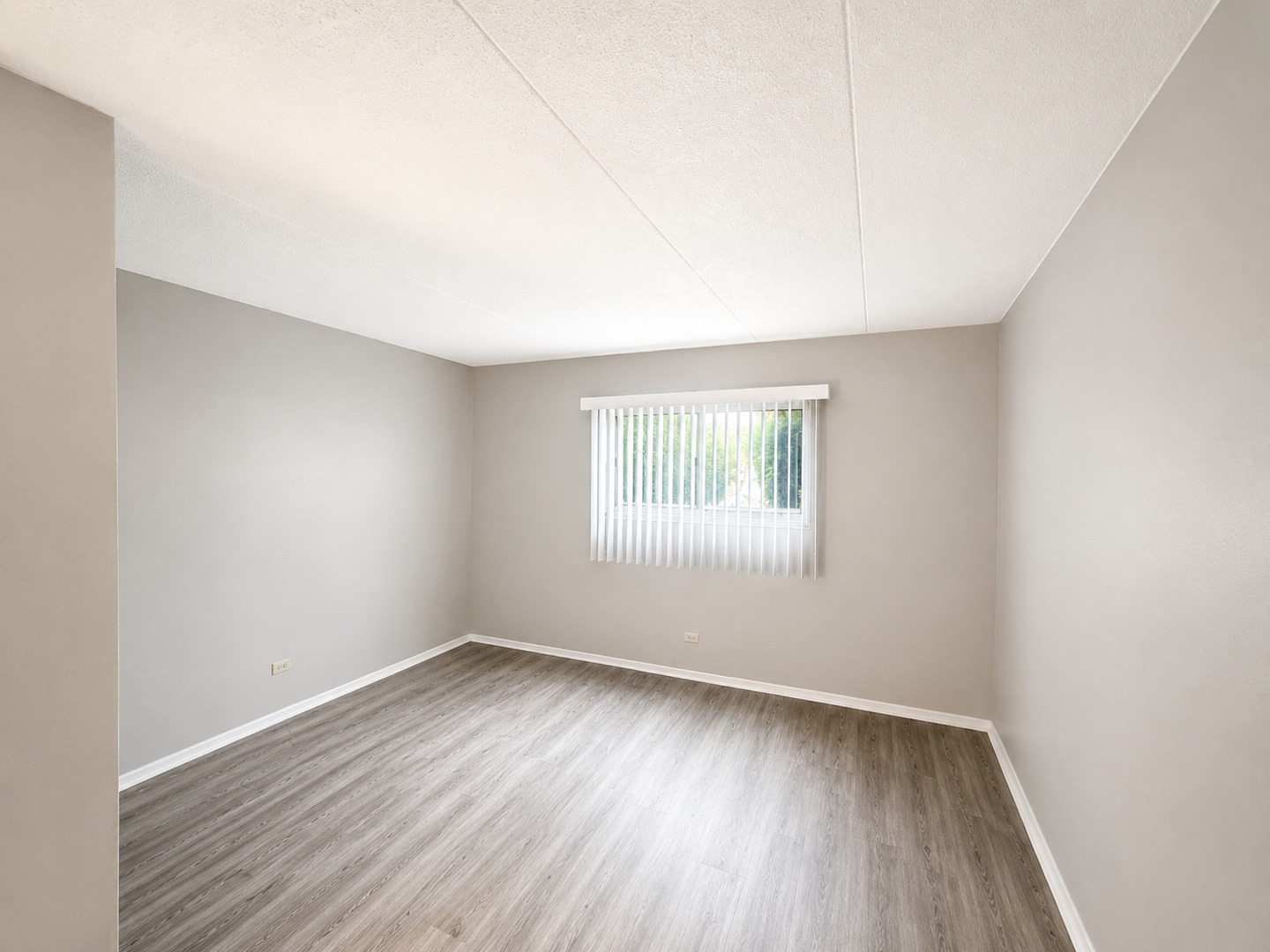 3850 S Parkway Drive 1g Property Photo 5