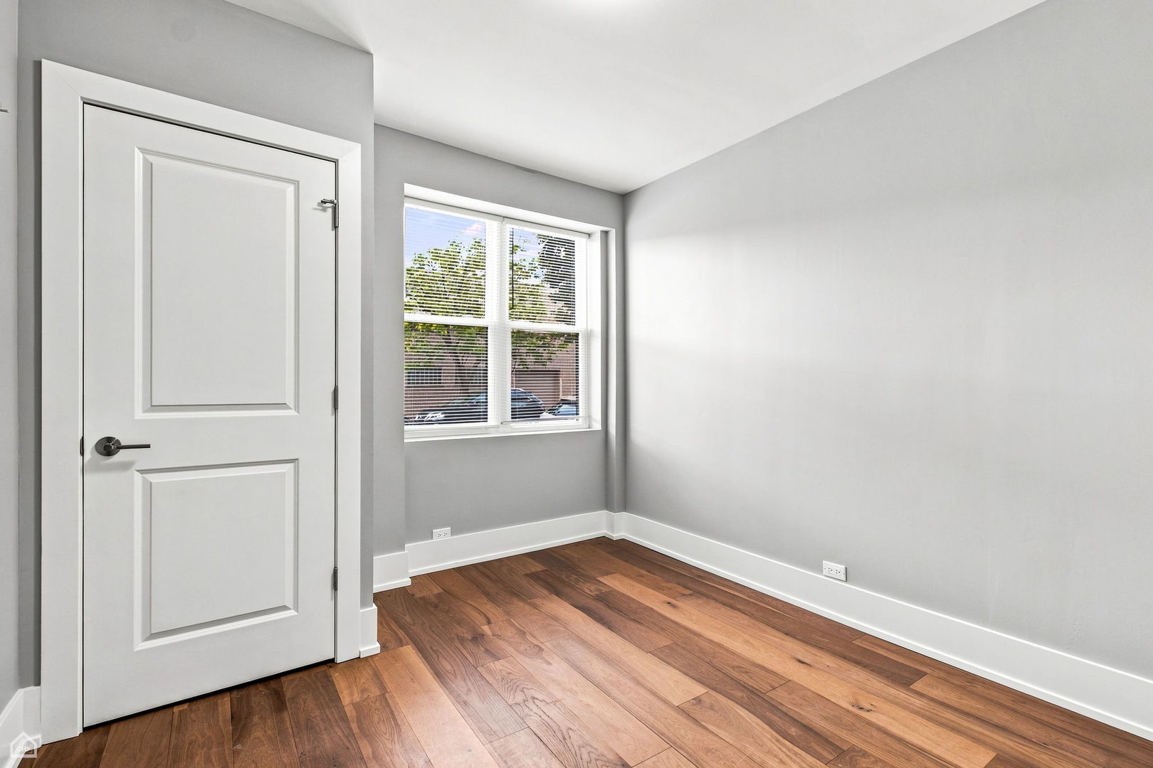 7120 W Highland Avenue Property Photo 6