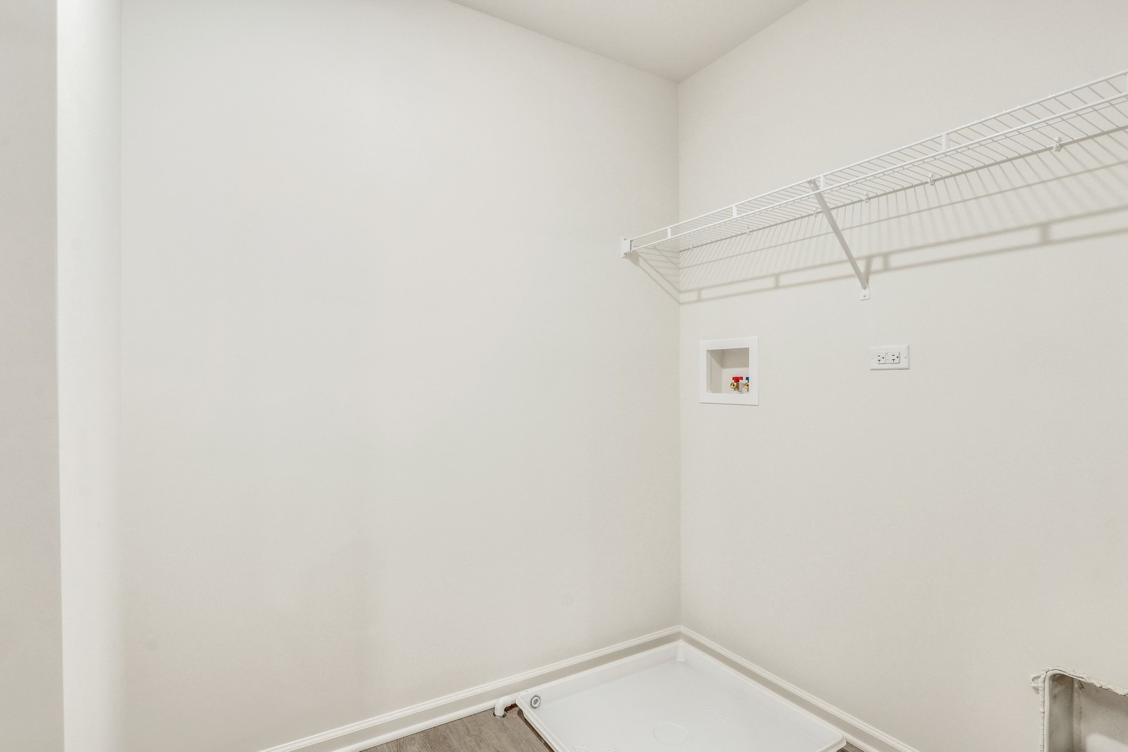 10045 Goodridge Lane Property Photo 11