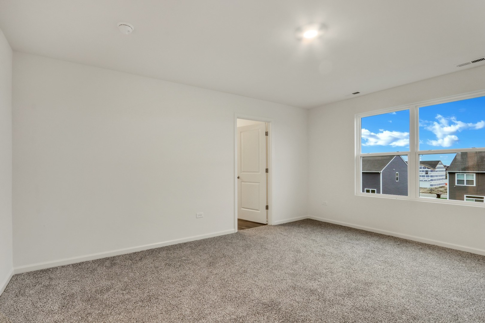 10045 Goodridge Lane Property Photo 14