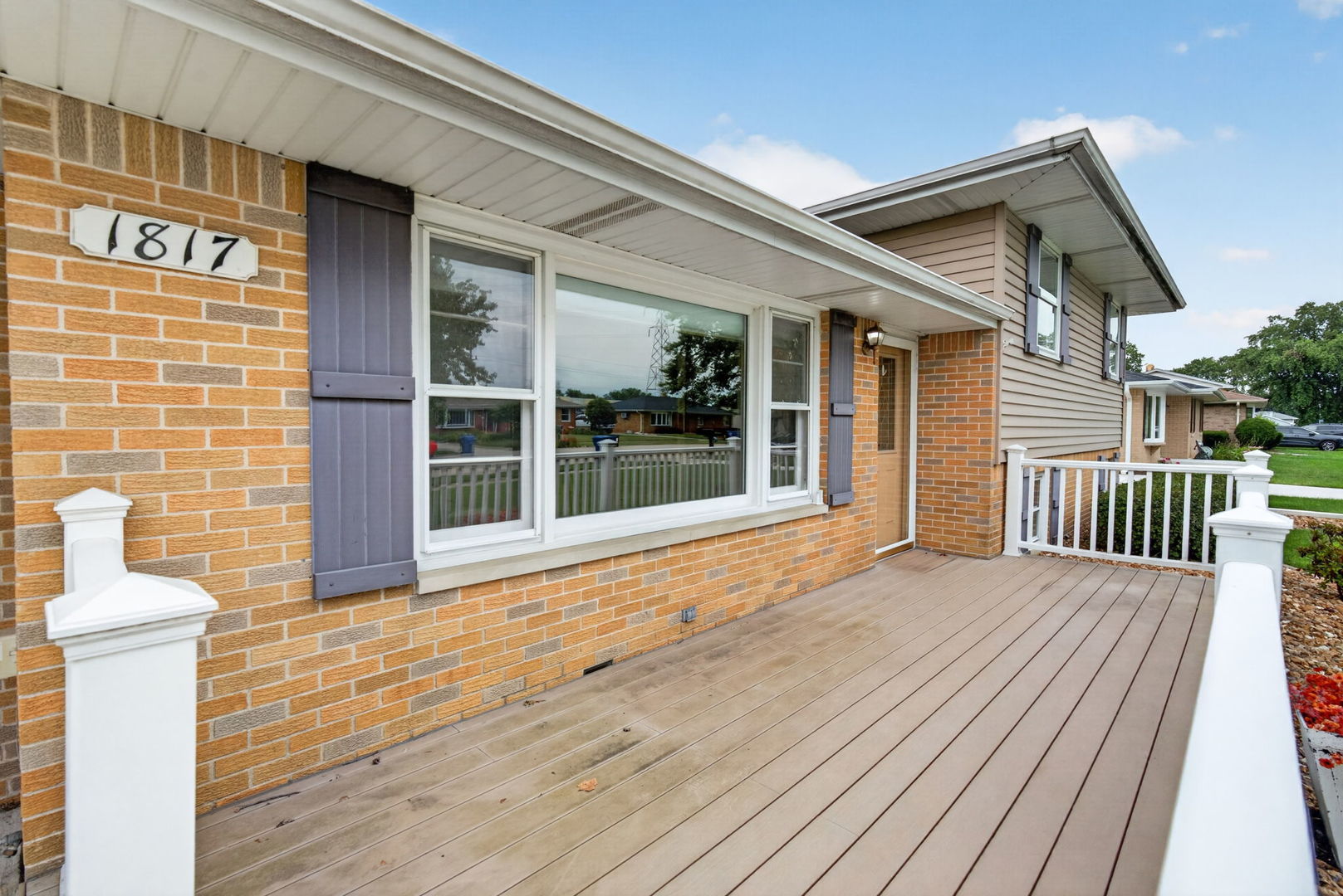 1817 Root Street Property Photo 4