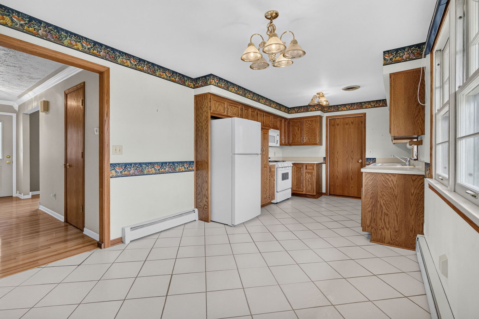 1817 Root Street Property Photo 14