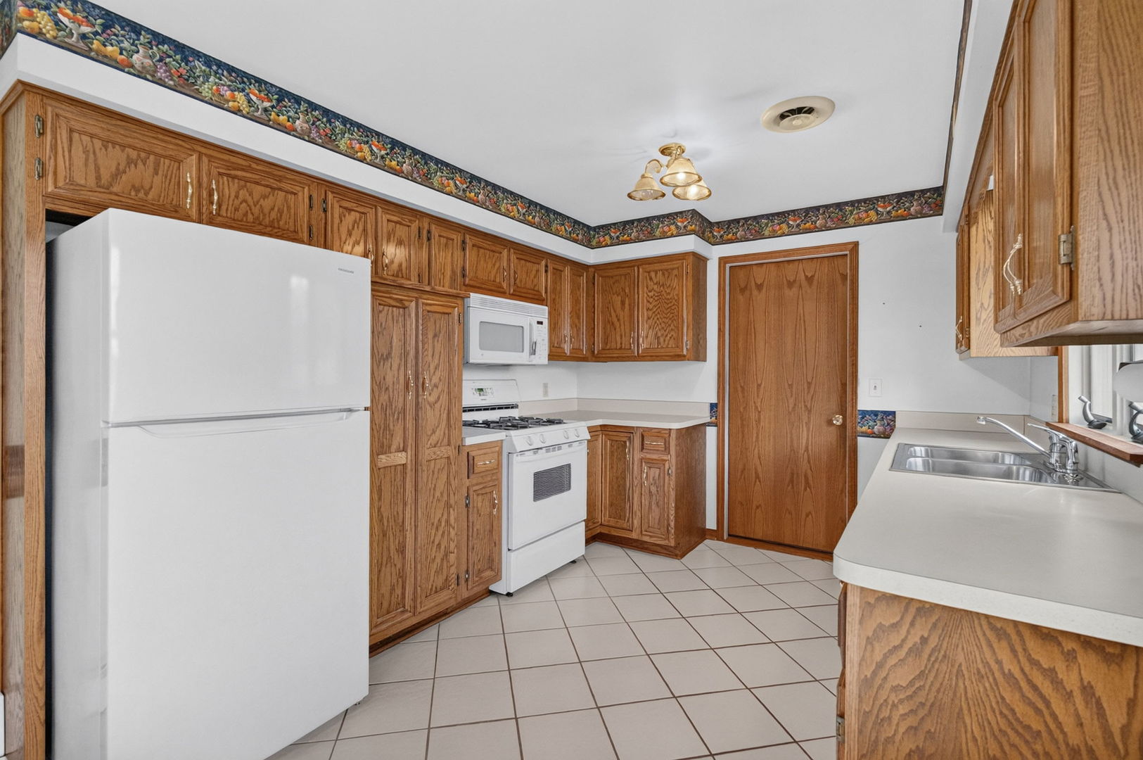 1817 Root Street Property Photo 16