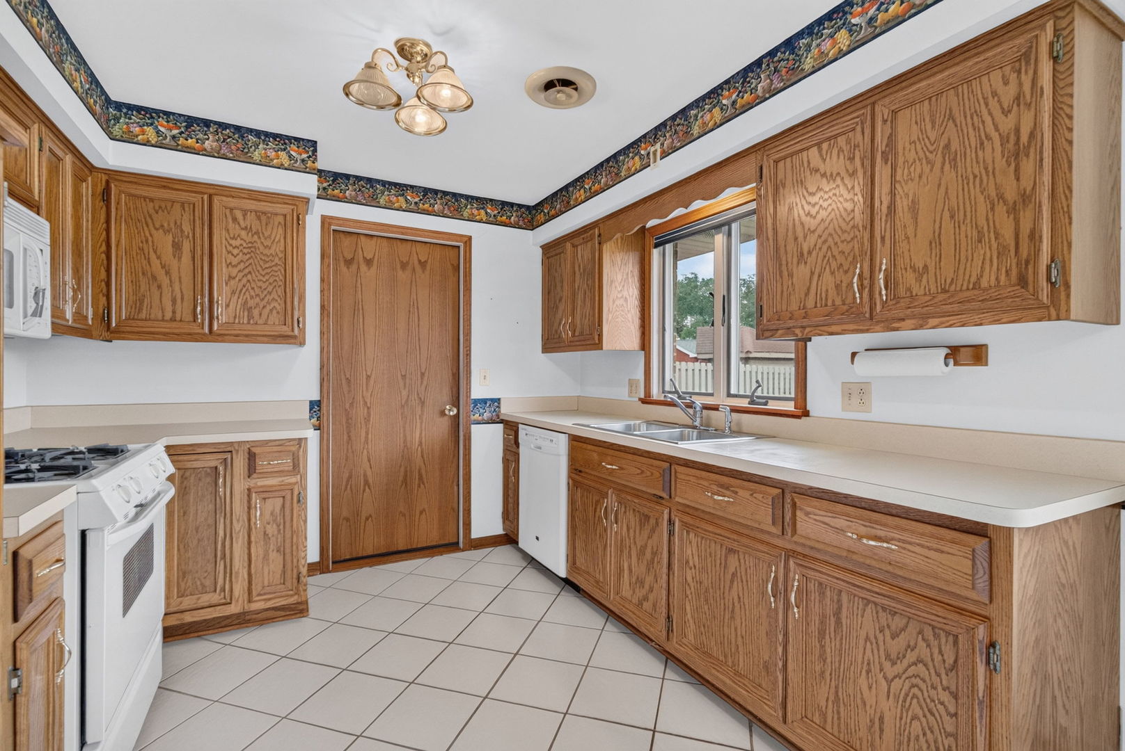 1817 Root Street Property Photo 17
