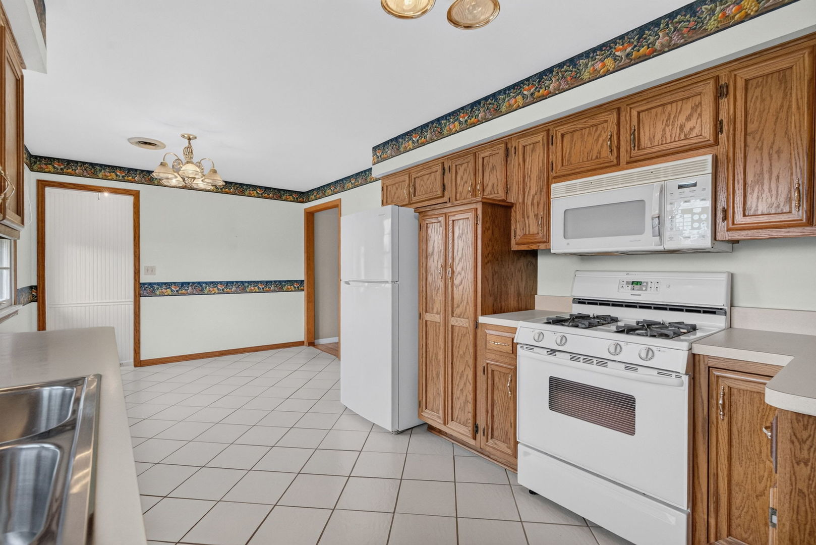 1817 Root Street Property Photo 18