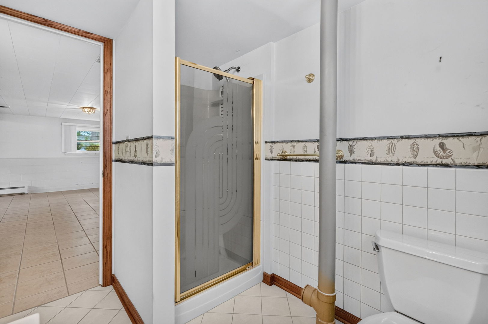 1817 Root Street Property Photo 32