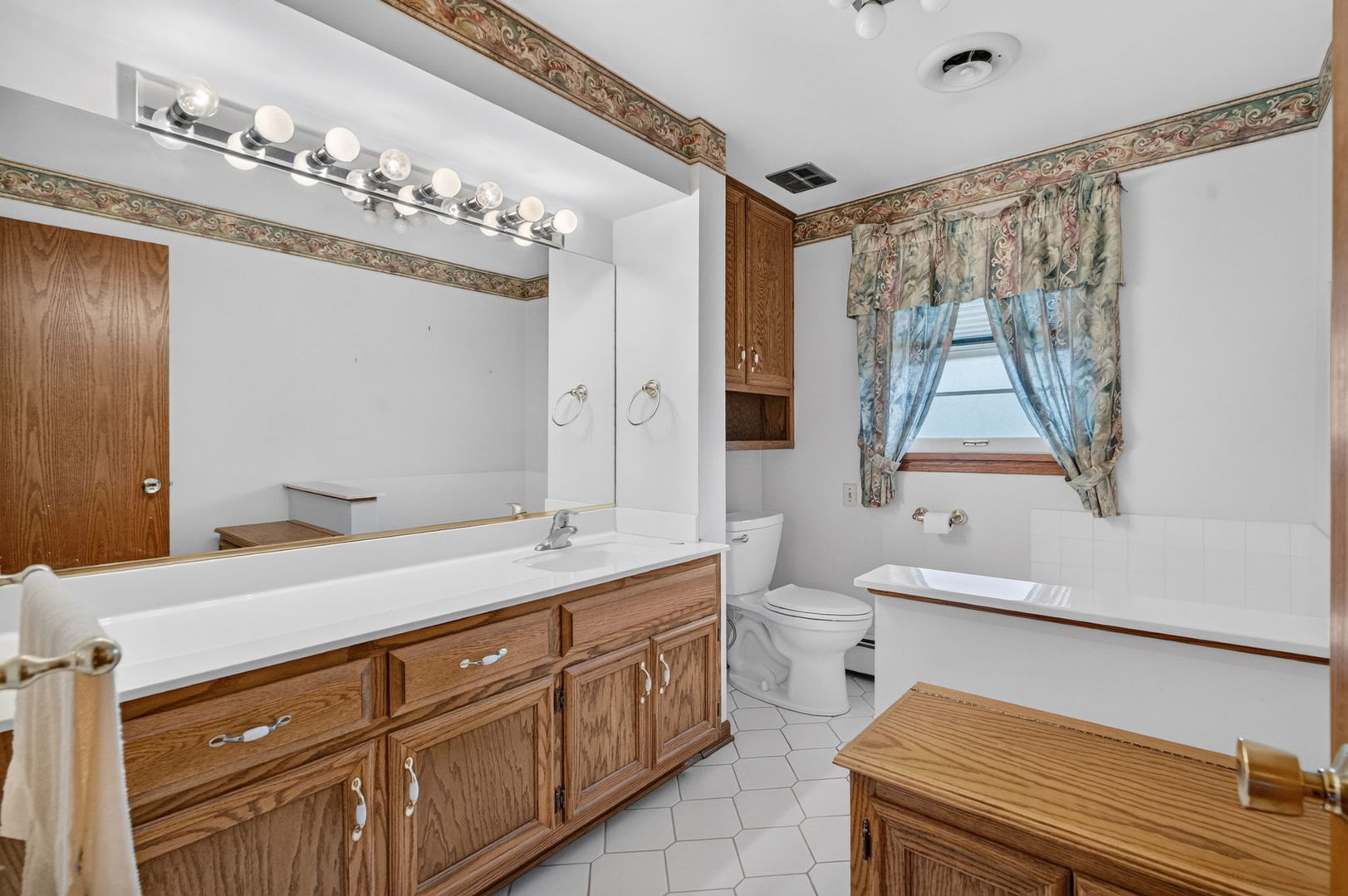 1817 Root Street Property Photo 42
