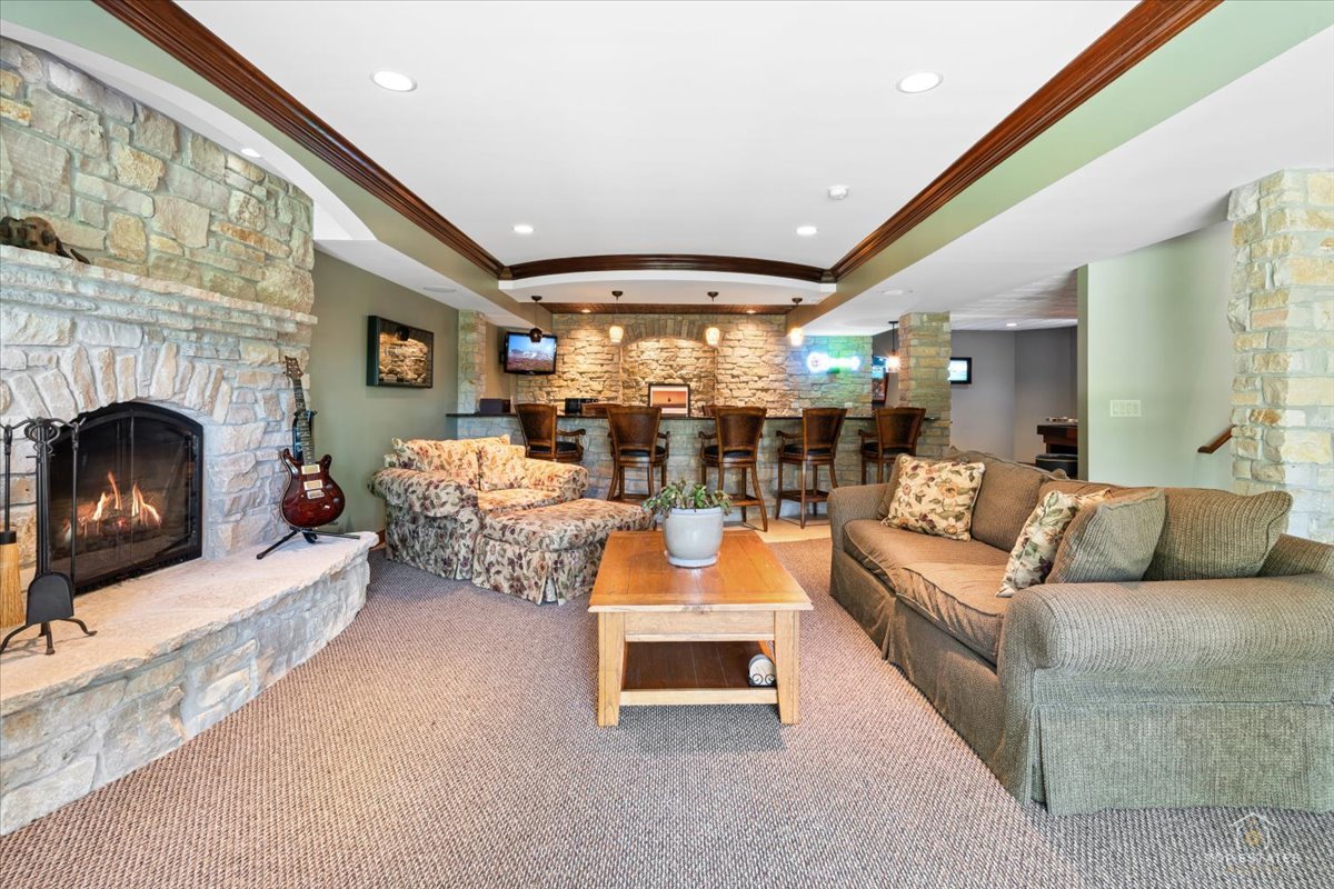 49w693 Hinckley Road Property Photo 45