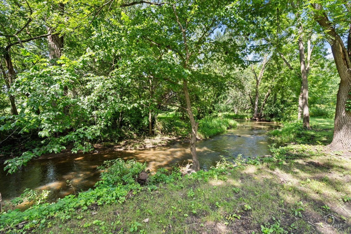 49w693 Hinckley Road Property Photo 63