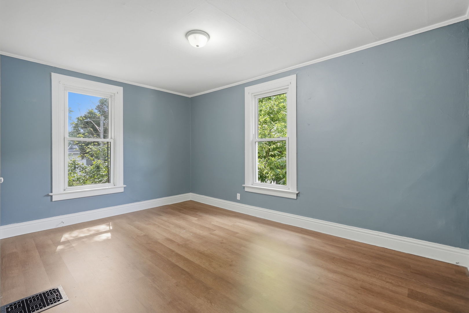2626 Brady Street Property Photo 16