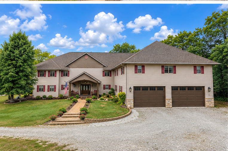 15571 Riverwood Drive Property Photo 3