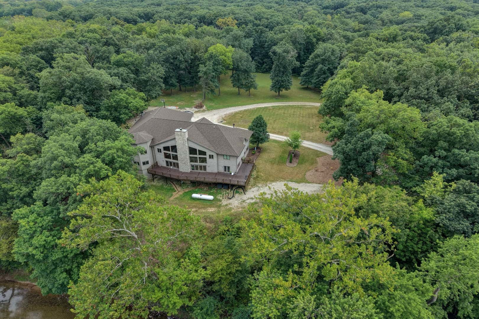 15571 Riverwood Drive Property Photo 8