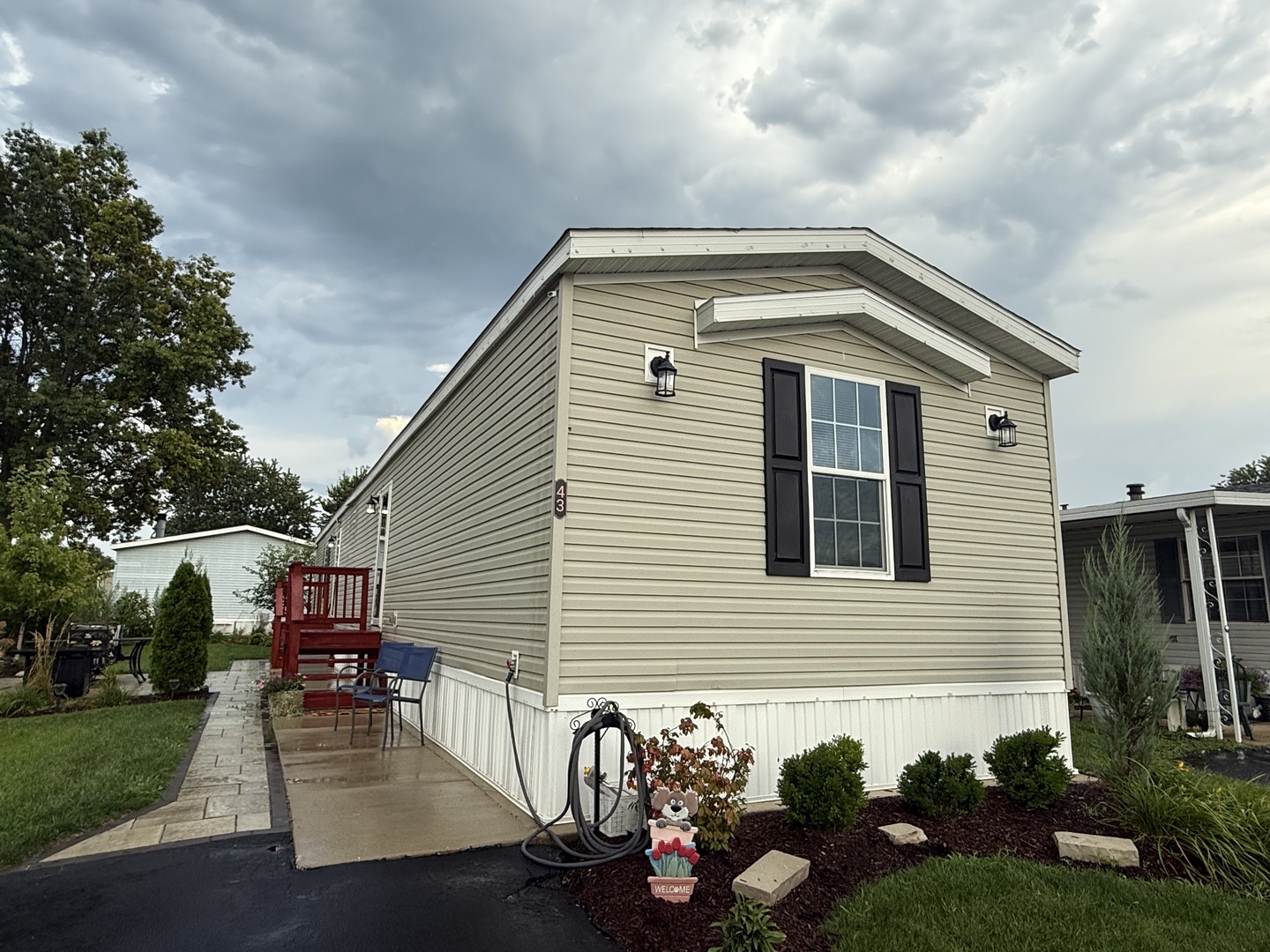 43 Saint Michaels Drive Property Photo 1