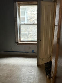 5525 W Jackson Boulevard Property Photo 9