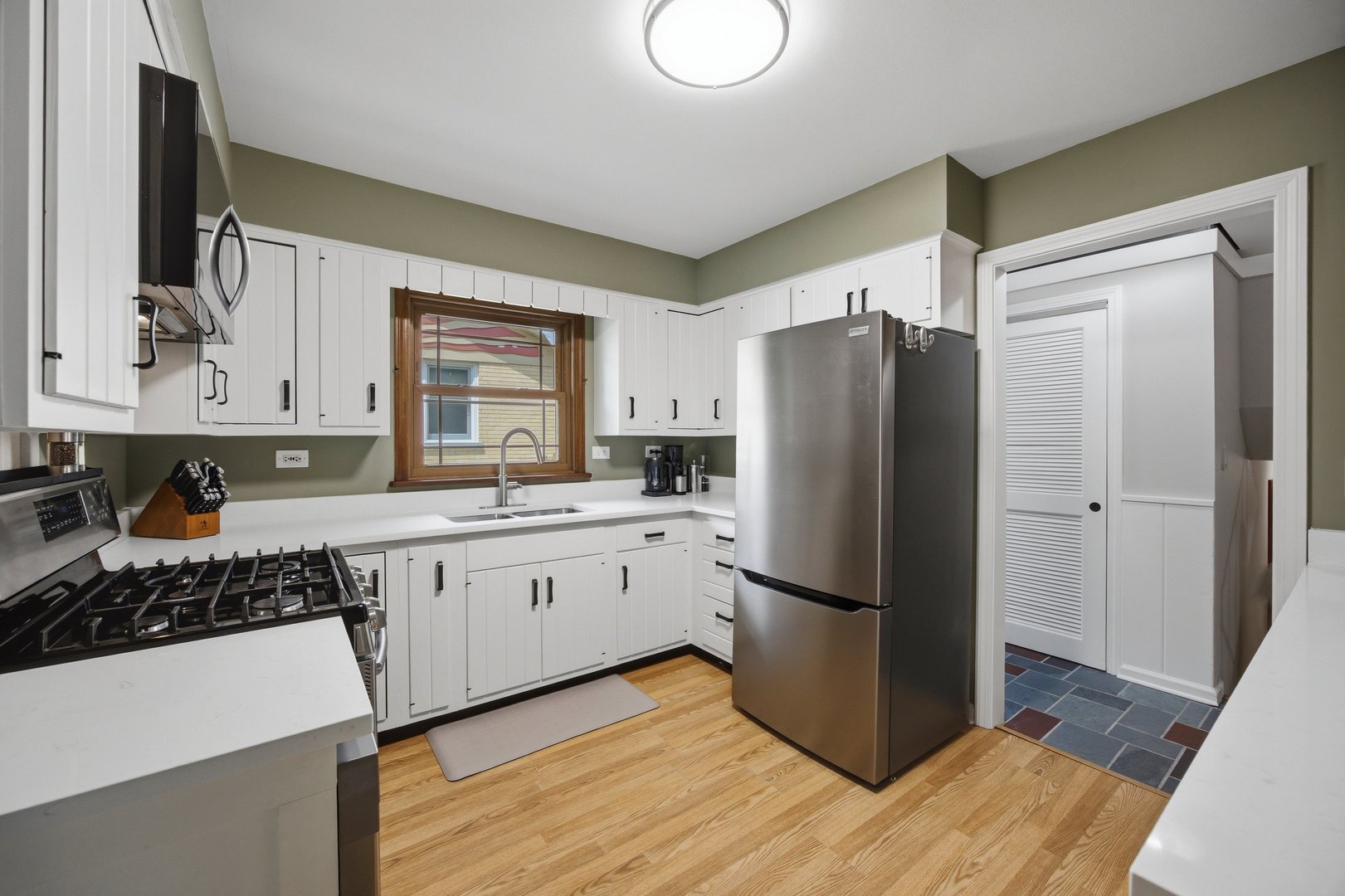 1004 61st Street Property Photo 4