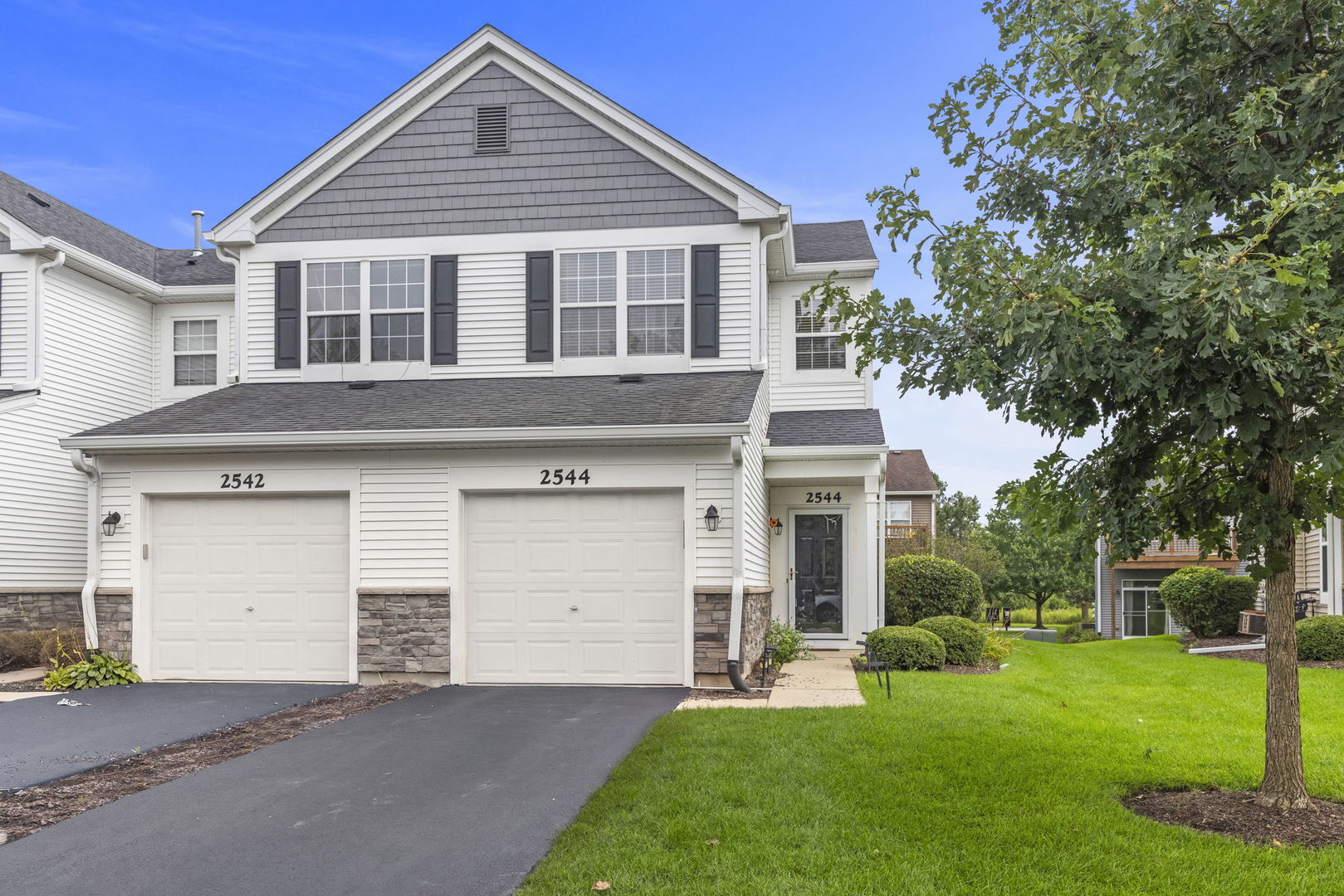 2544 Golf Ridge Circle Property Photo 1