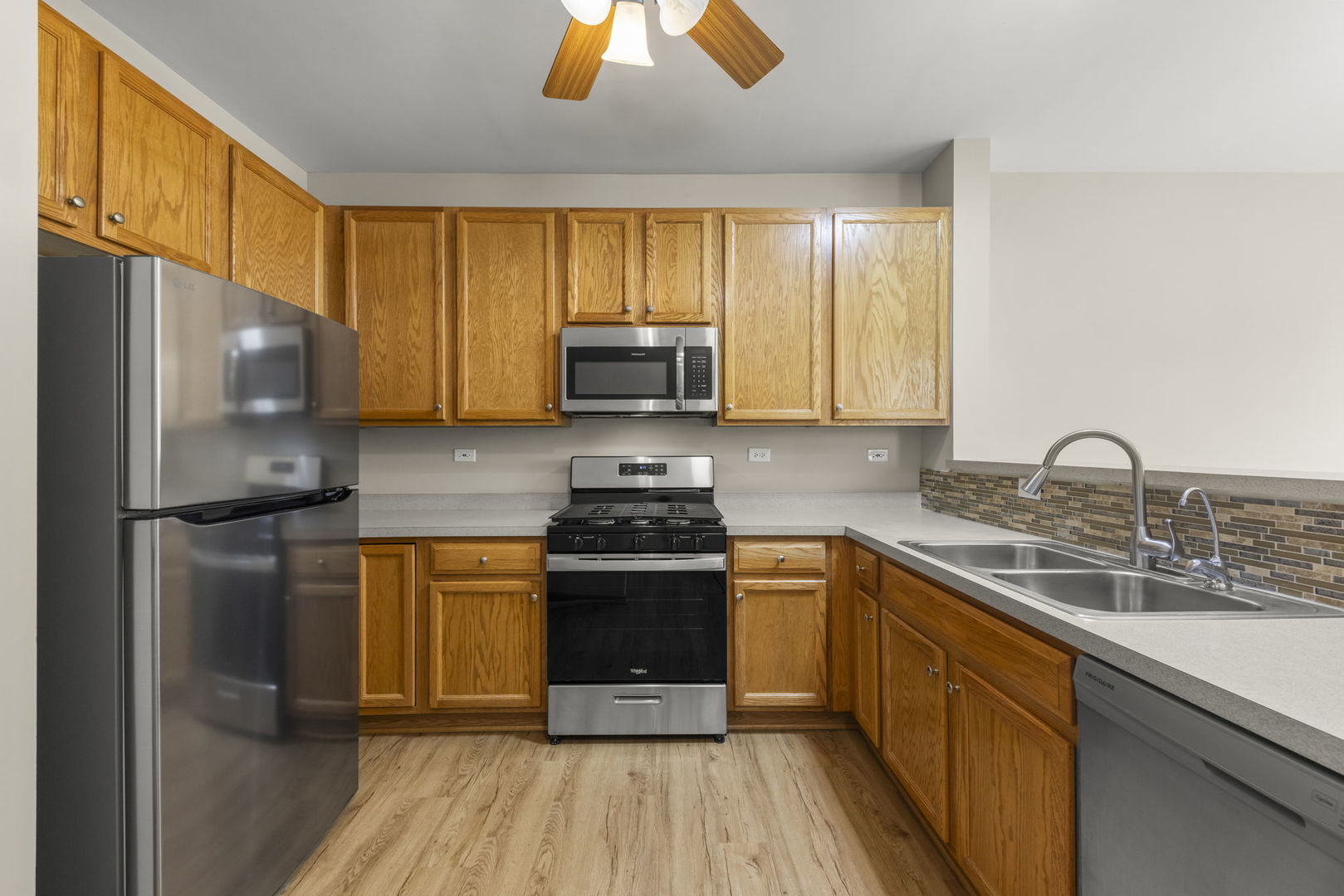 2544 Golf Ridge Circle Property Photo 12
