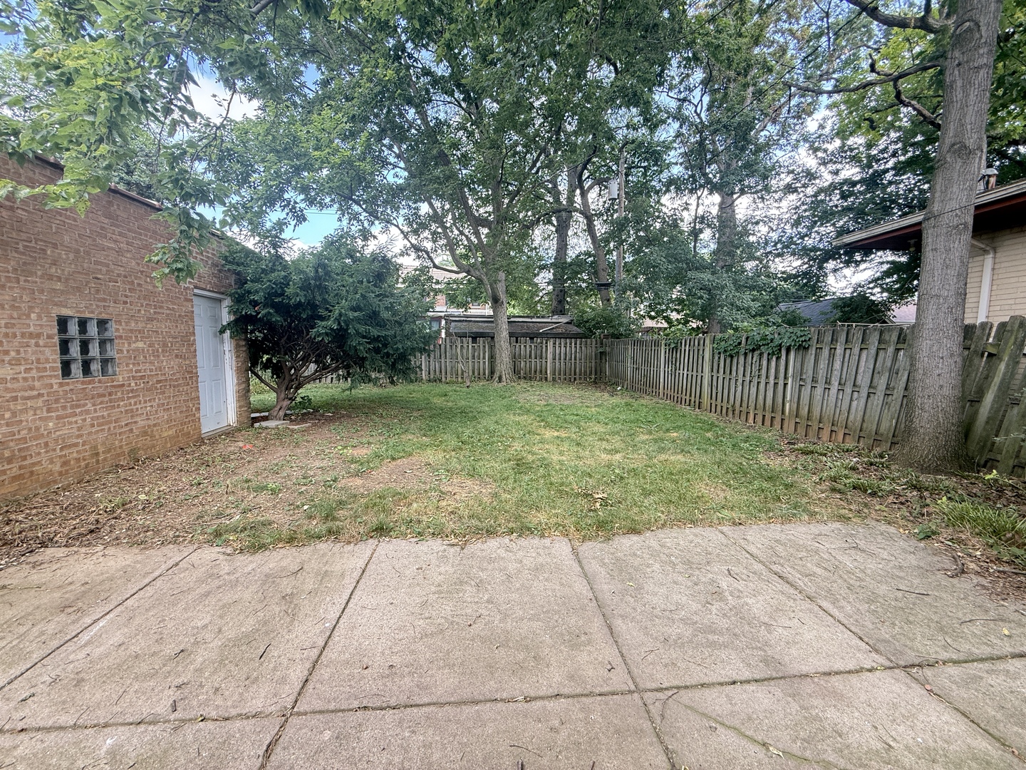 1811 N Thatcher Avenue Property Photo 16