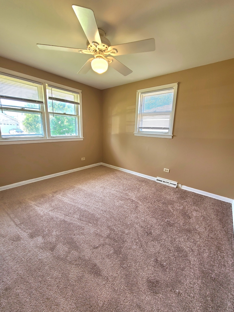 7723 Leclaire Avenue Property Photo 7