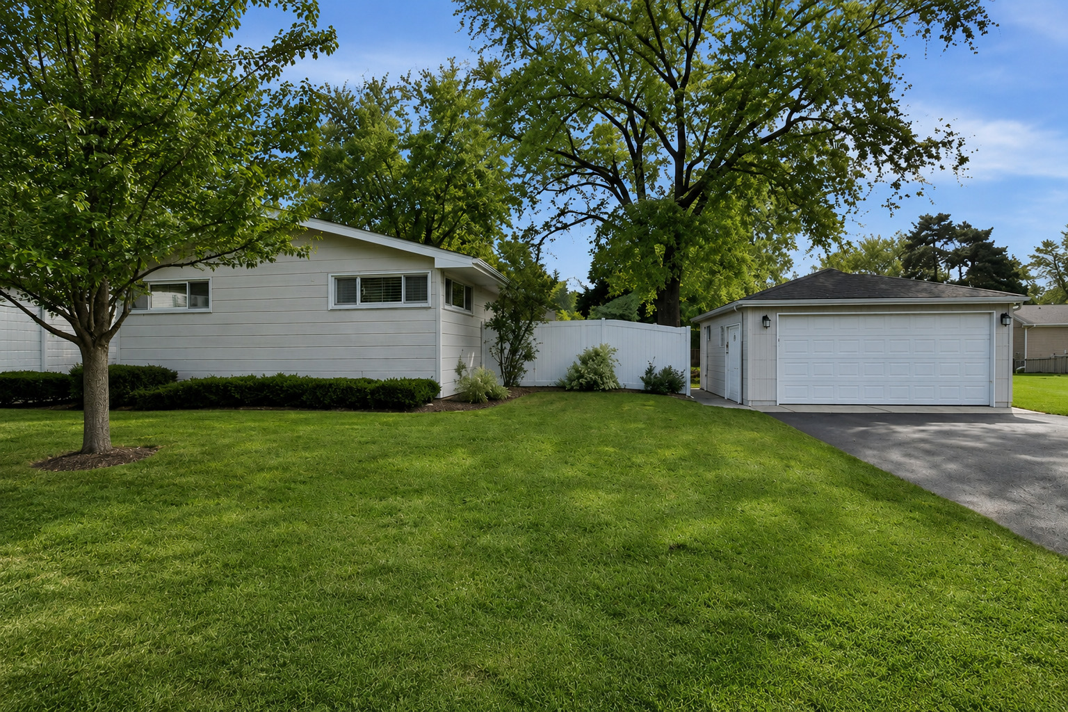 79 S Heather Drive Property Photo 1