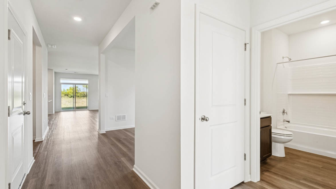 14555 S Greenbriar Drive Property Photo 3