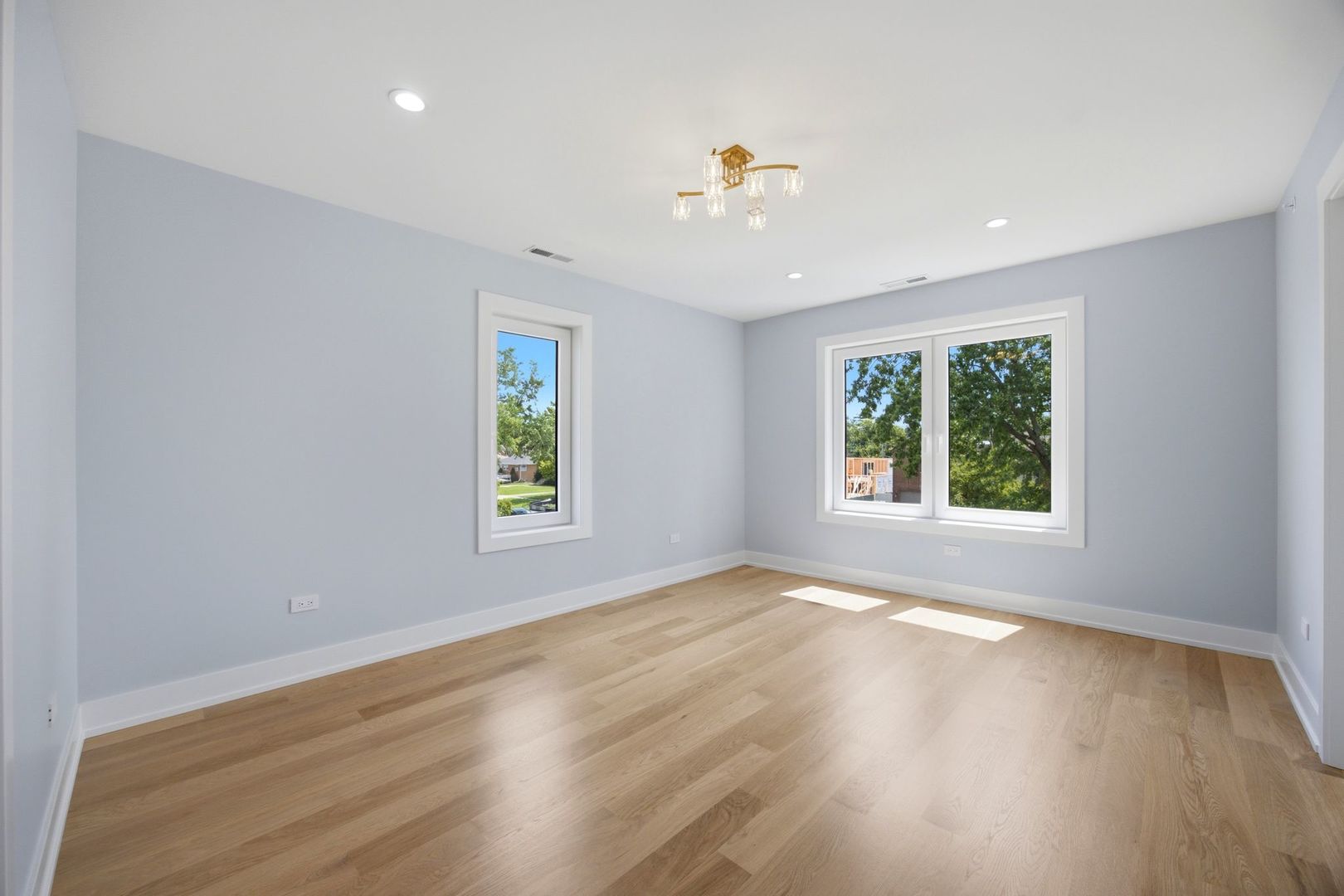 1738 Farwell Avenue Property Photo 28