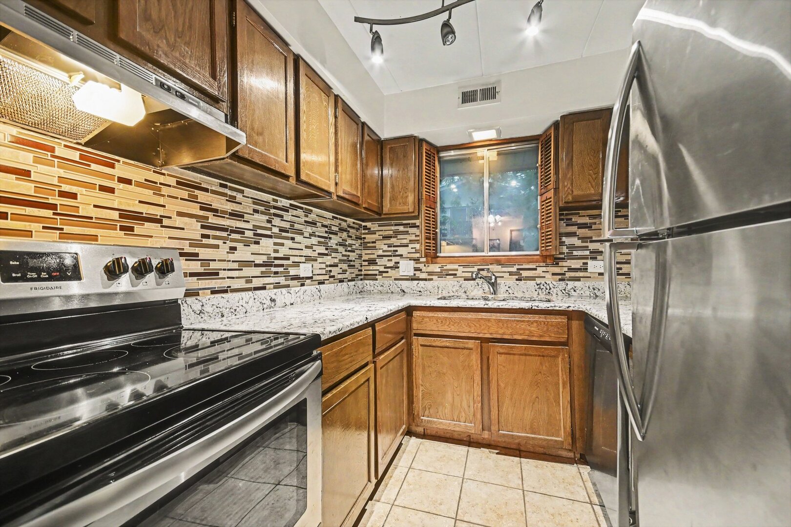 14023 Gail Lane 408 Property Photo 4