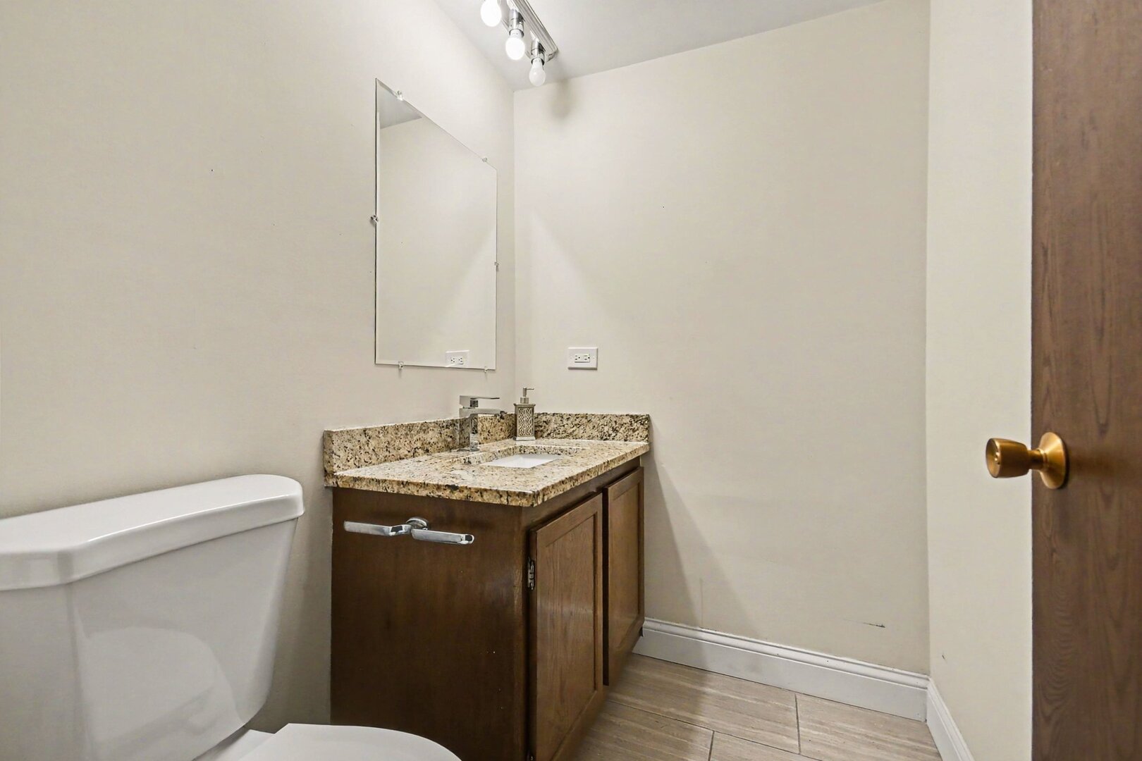 14023 Gail Lane 408 Property Photo 11