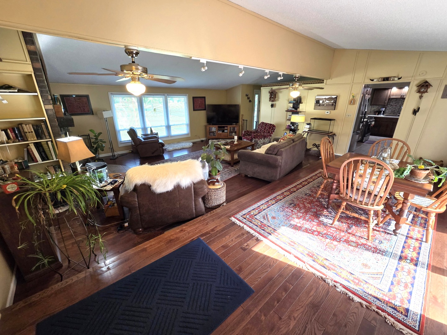 9910 207th Street Property Photo 11