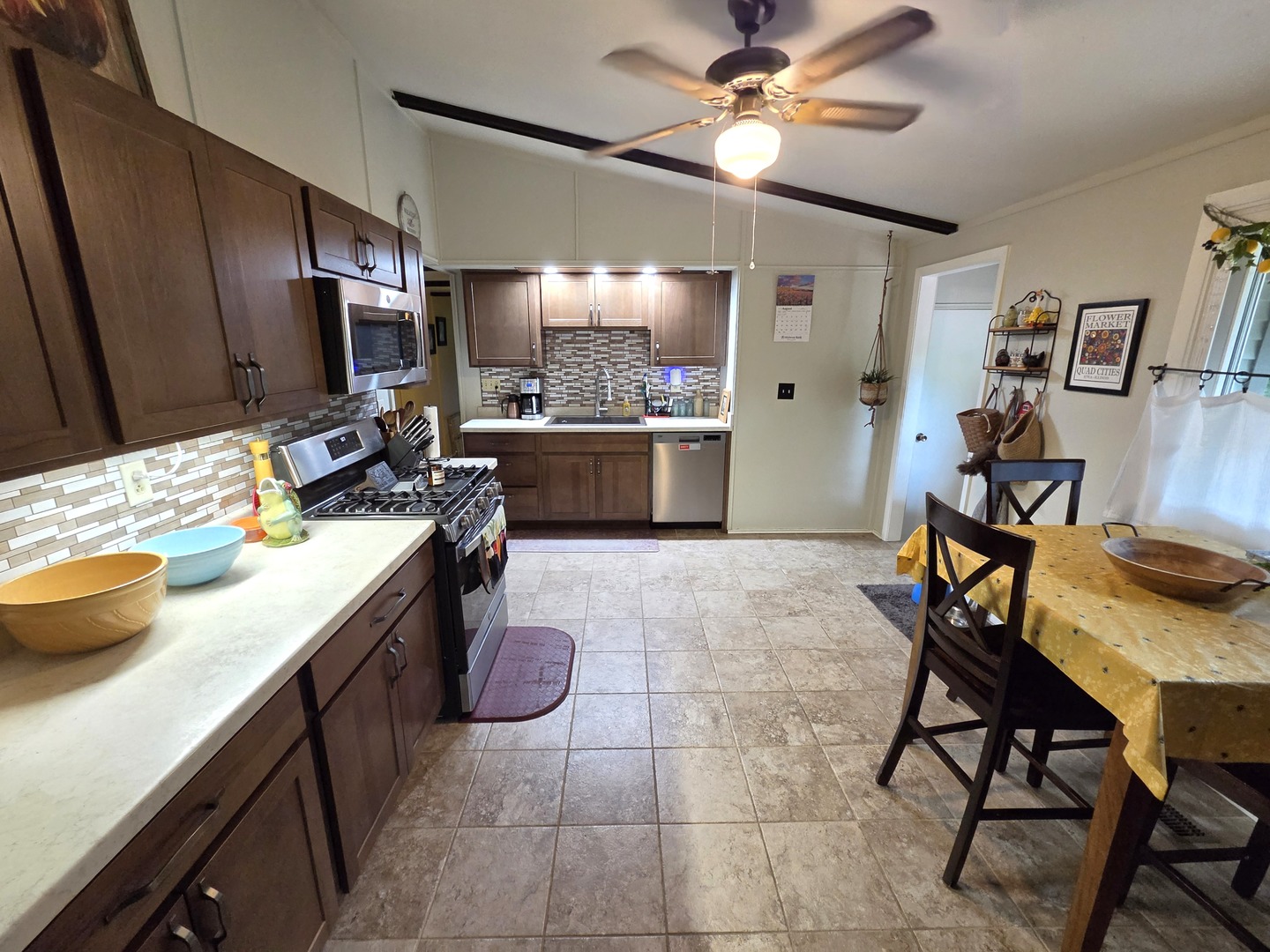 9910 207th Street Property Photo 12