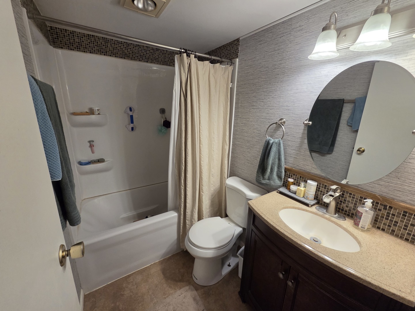 9910 207th Street Property Photo 16