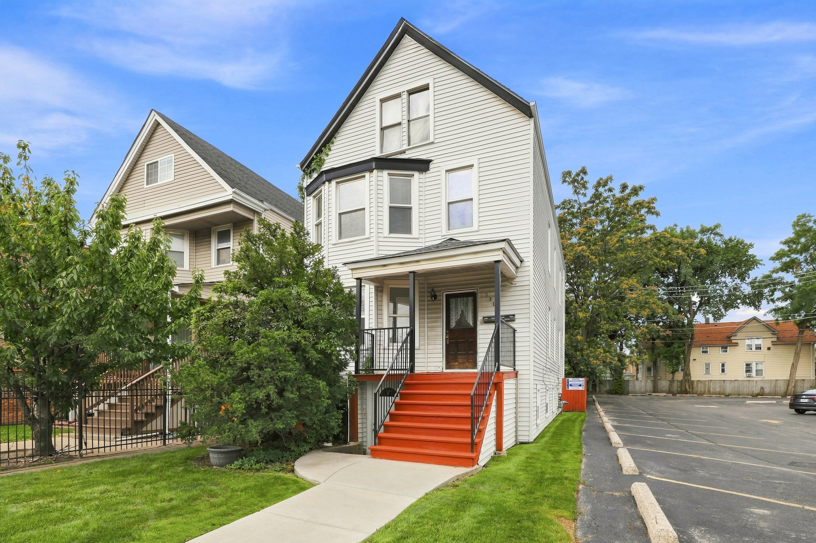 3516 N Cicero Avenue Property Photo 1