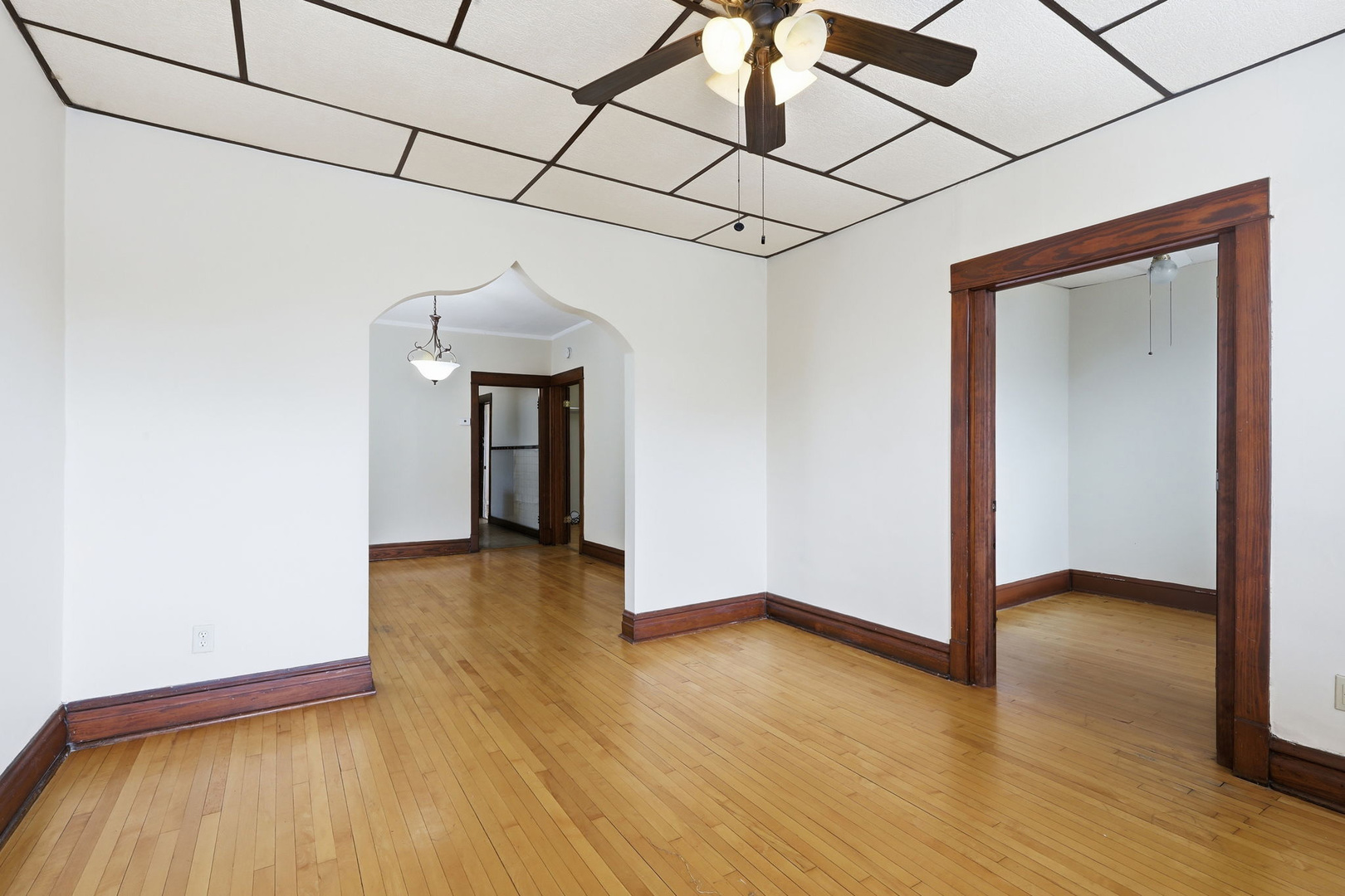 3516 N Cicero Avenue Property Photo 14