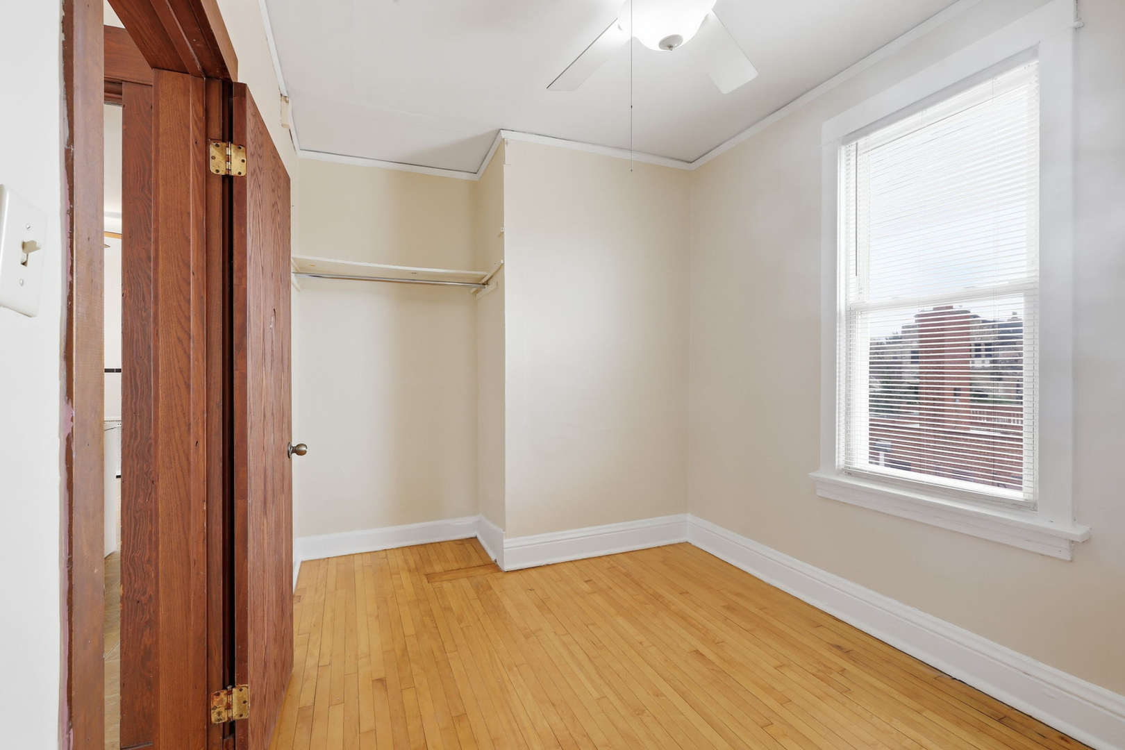 3516 N Cicero Avenue Property Photo 18