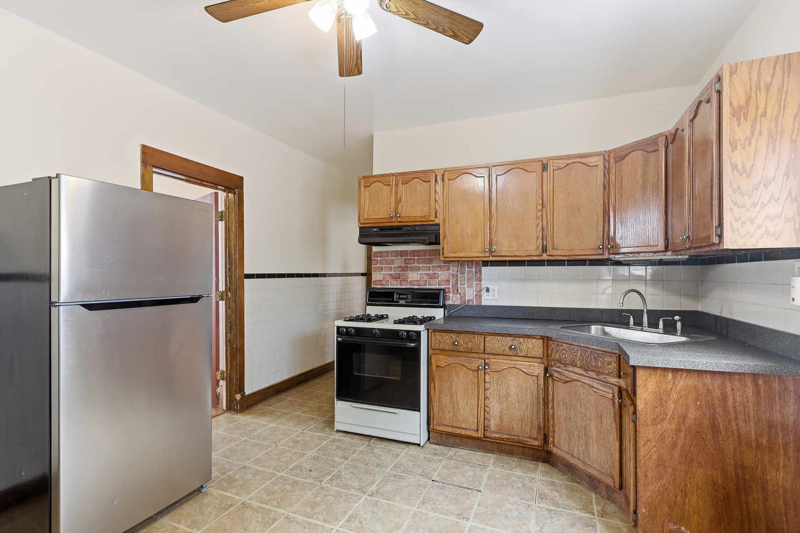 3516 N Cicero Avenue Property Photo 19