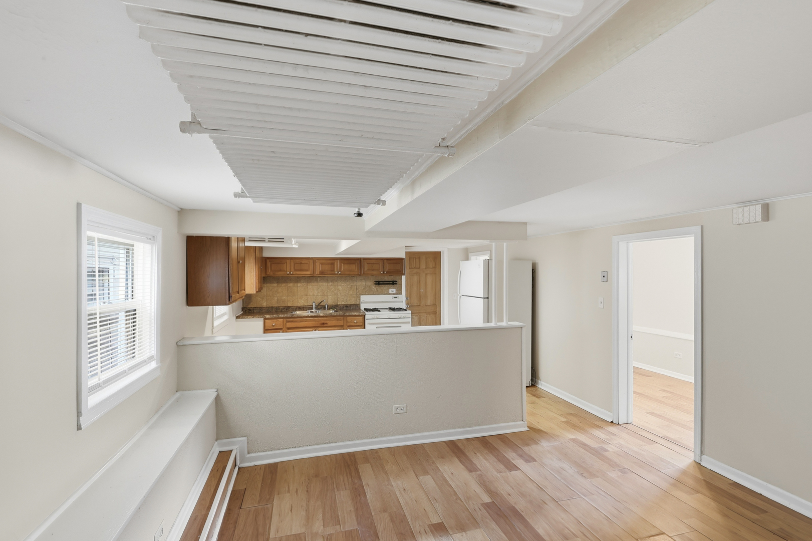 3516 N Cicero Avenue Property Photo 22