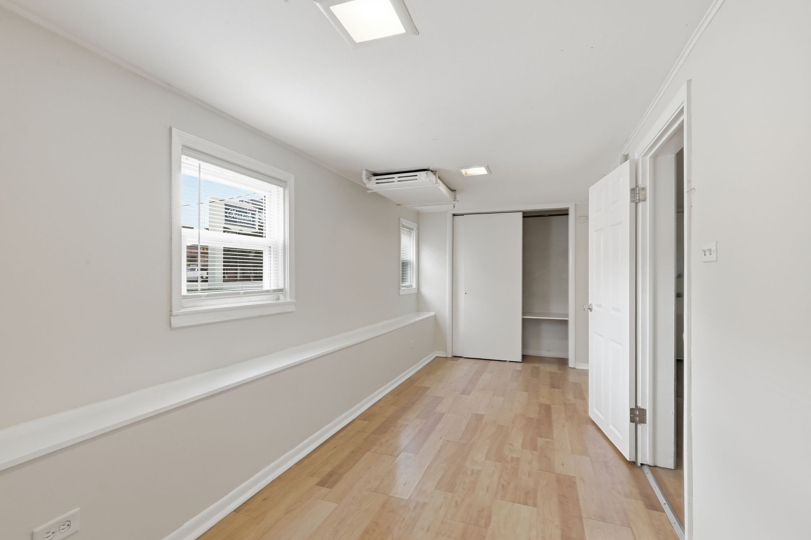 3516 N Cicero Avenue Property Photo 23