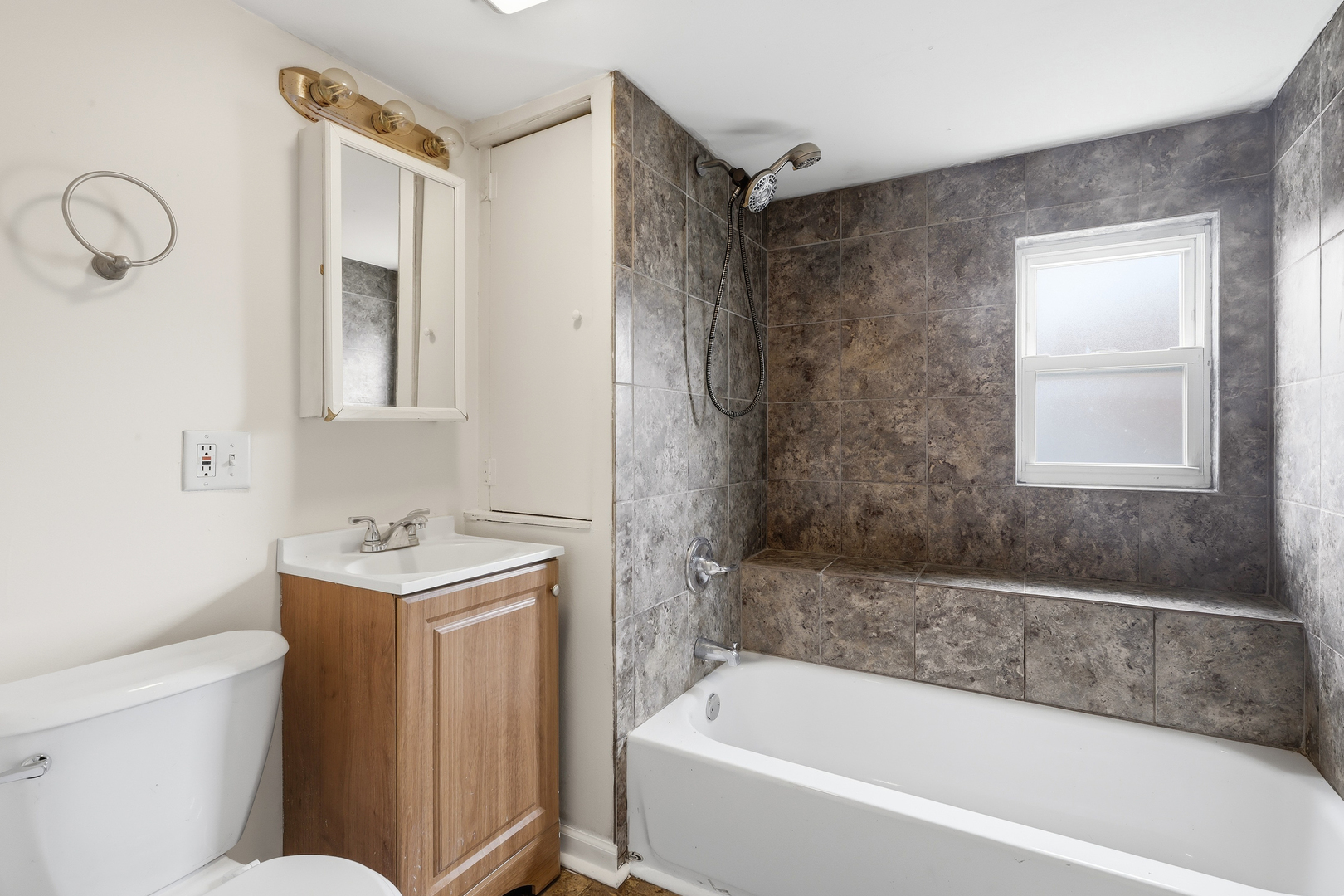 3516 N Cicero Avenue Property Photo 26