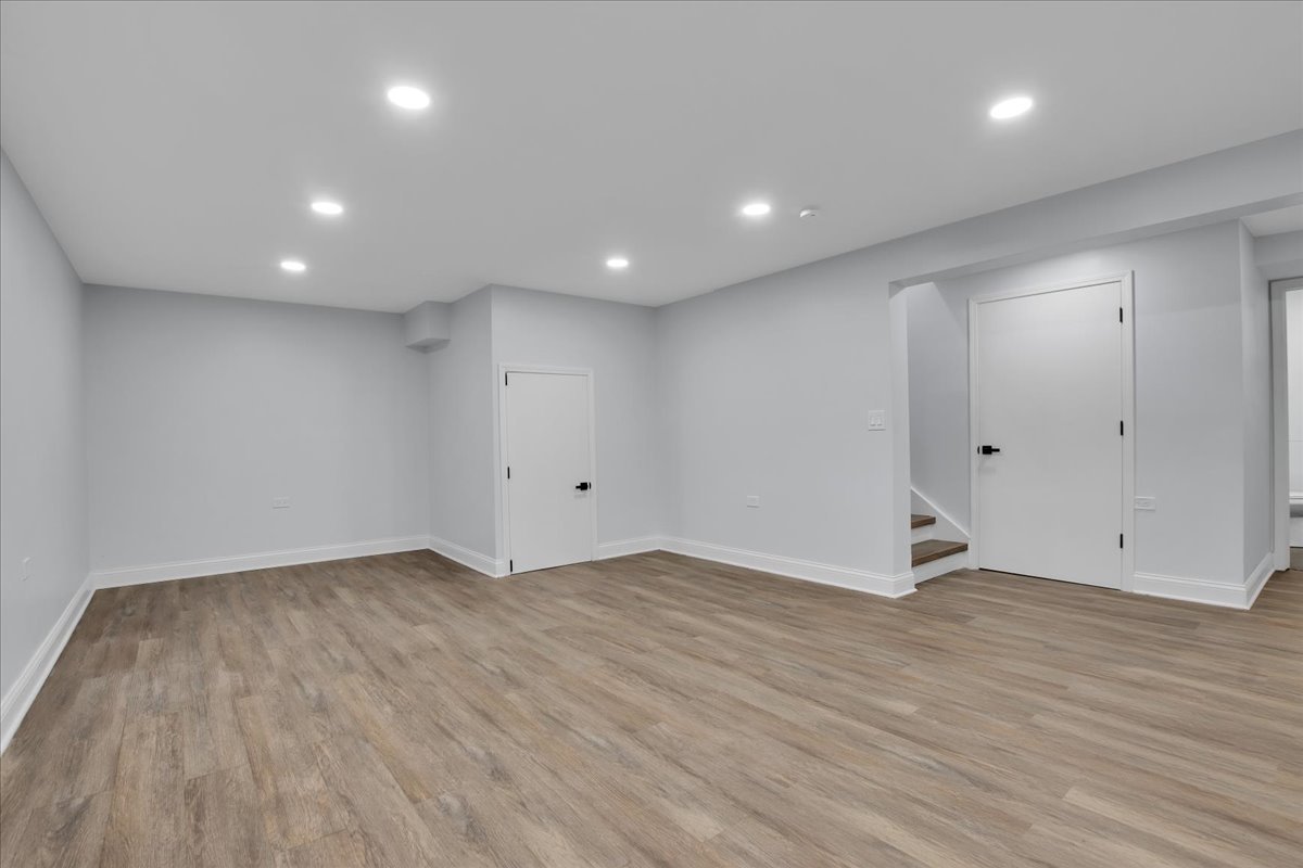 17942 Edwards Avenue Property Photo 32