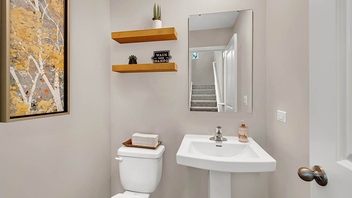 1305 Foxglove Drive Property Photo 14