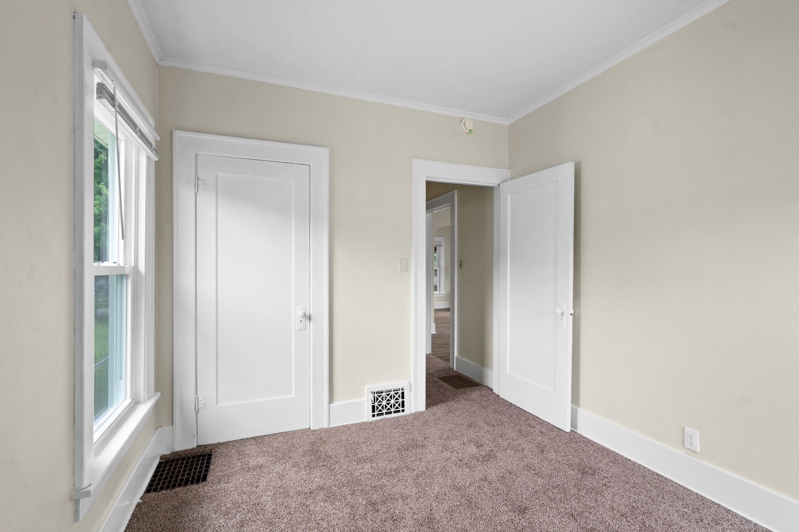 424 S Concord Street Property Photo 8