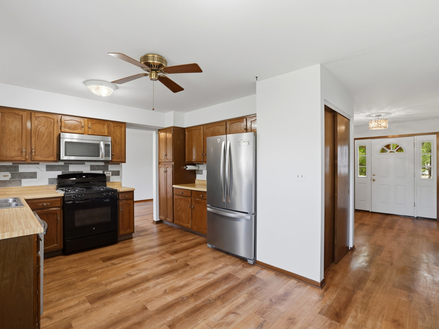 12733473 Property Photo 4