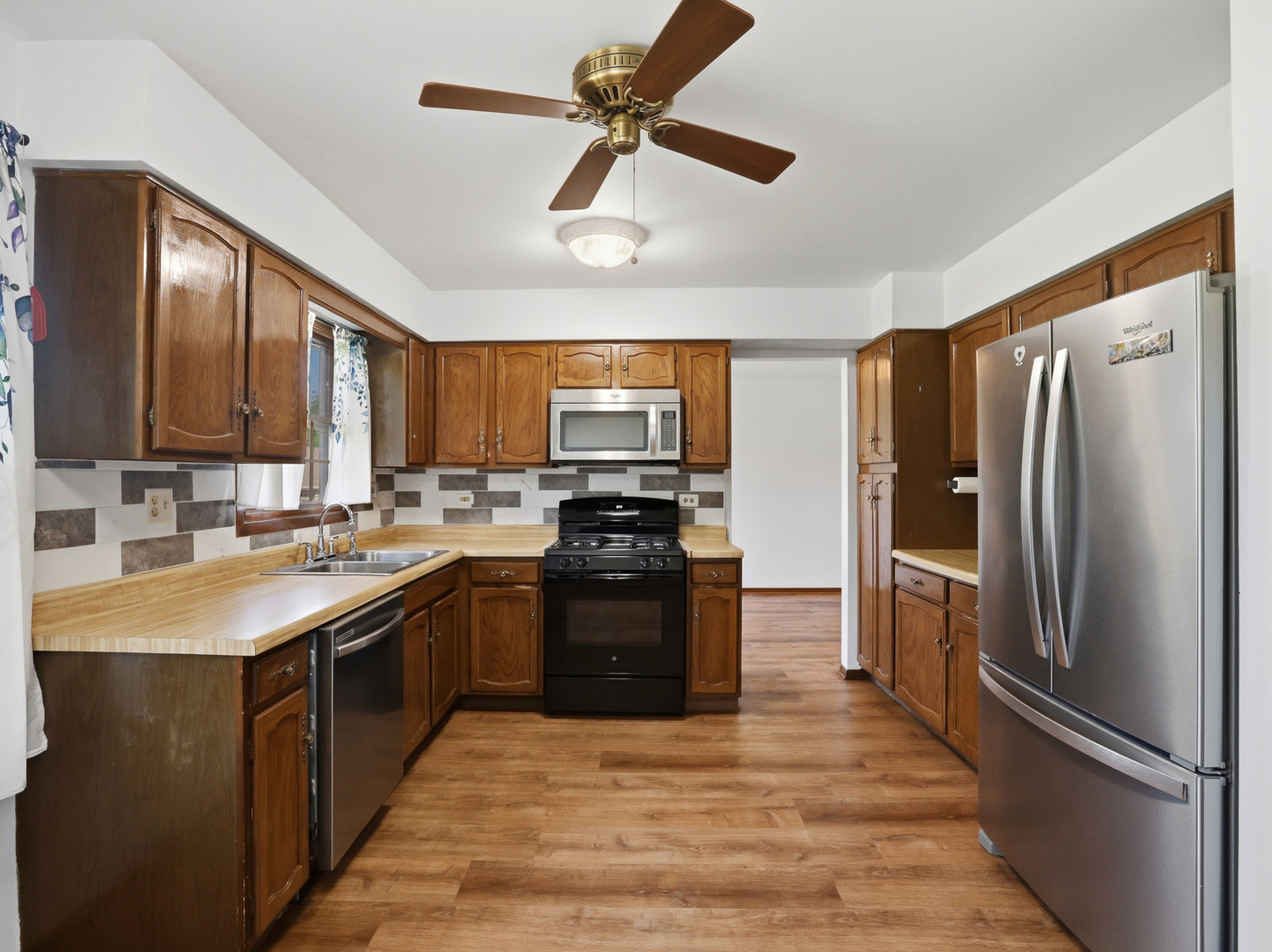 12733473 Property Photo 5