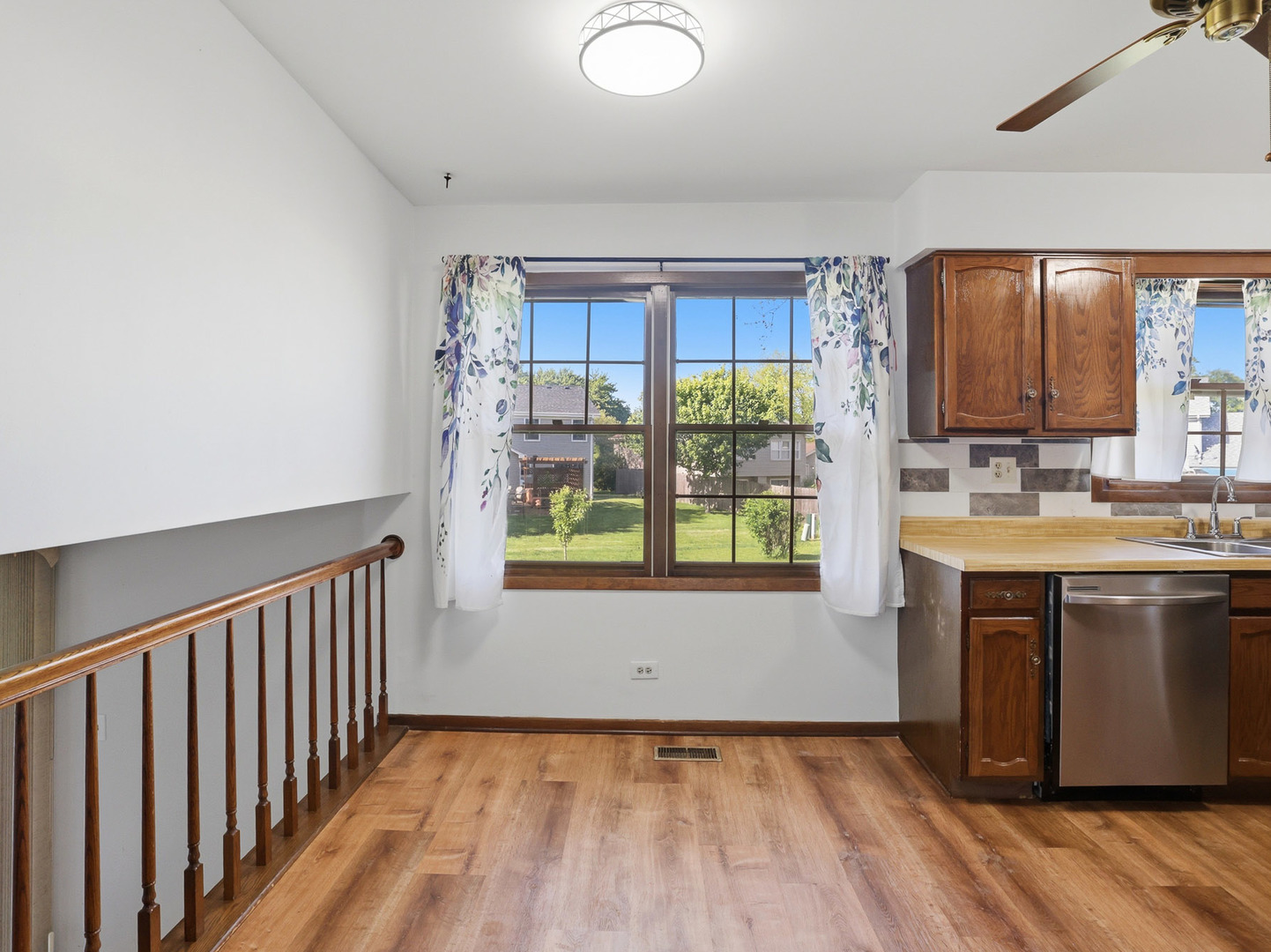 12733473 Property Photo 6