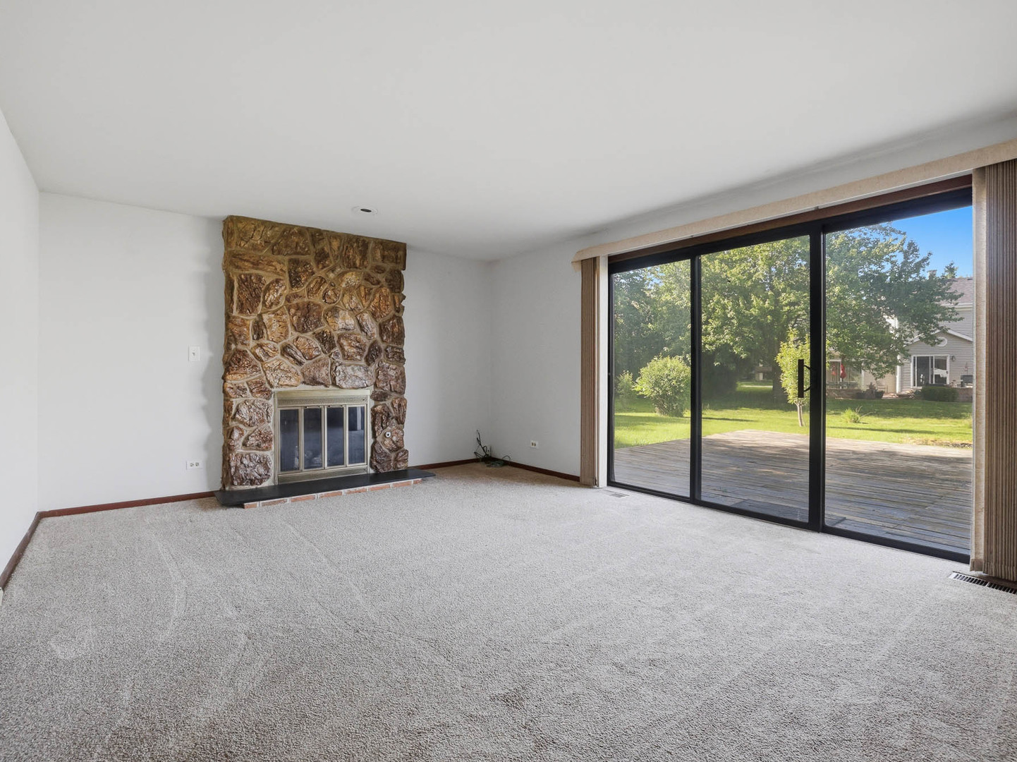 12733473 Property Photo 9