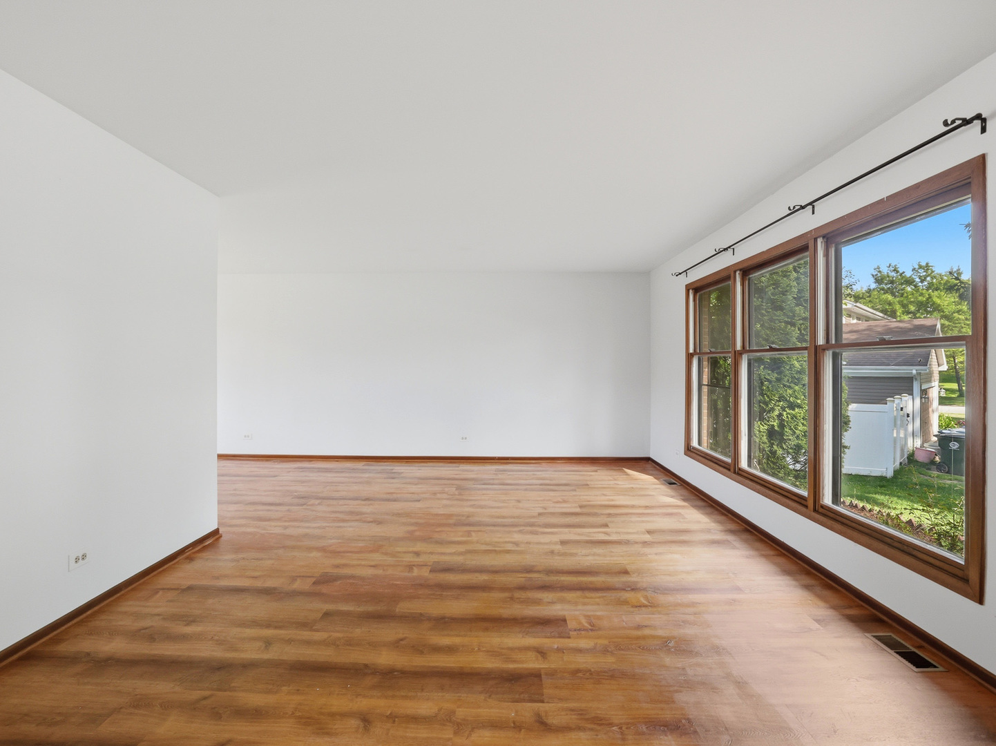 12733473 Property Photo 14