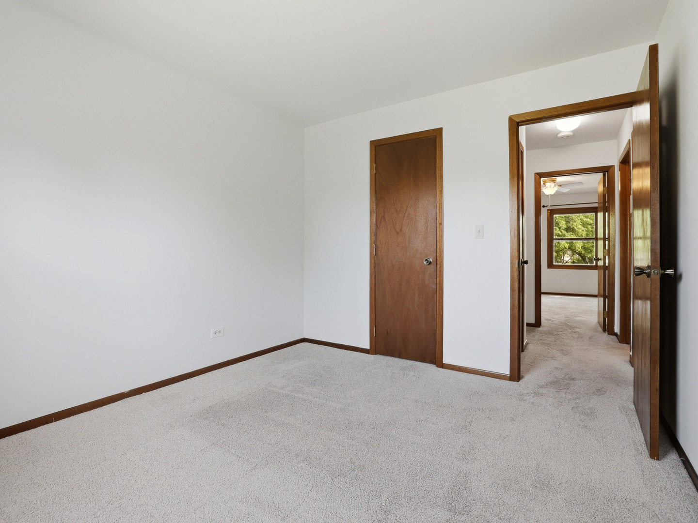 12733473 Property Photo 18