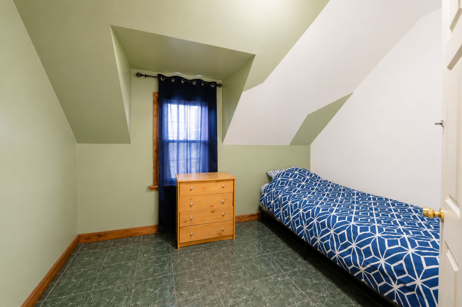 5134 S Wolcott Avenue Property Photo 9