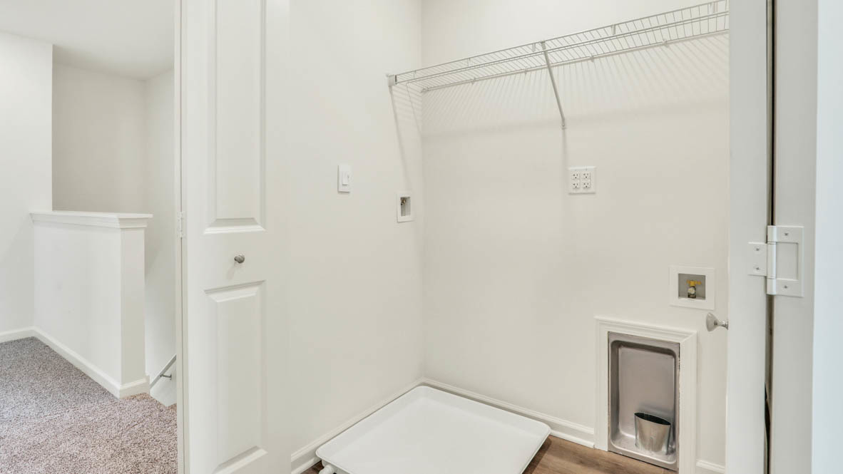 514 Yosemite Way Property Photo 22